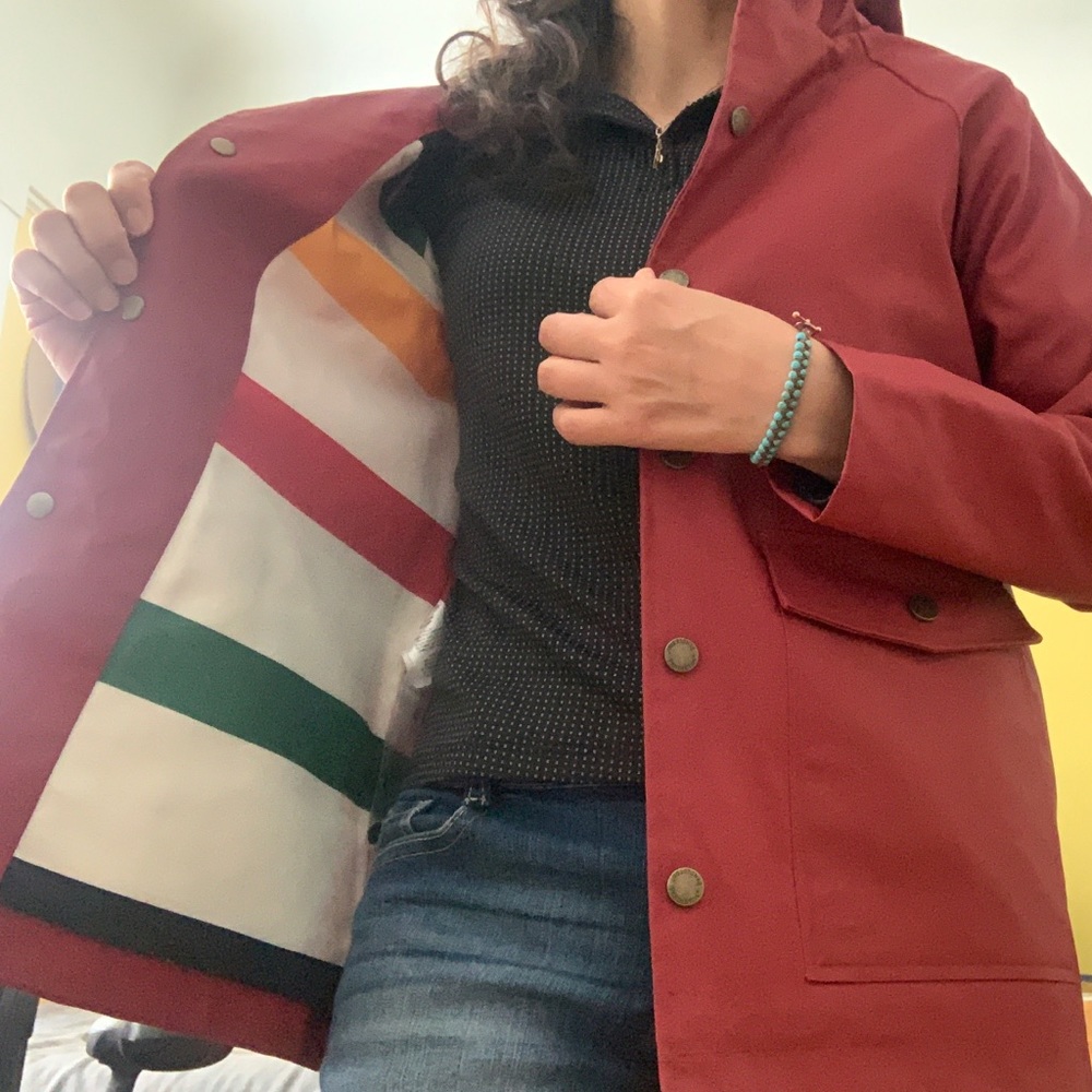 Pendleton girls’ burgundy raincoat size M - Picture 6 of 6